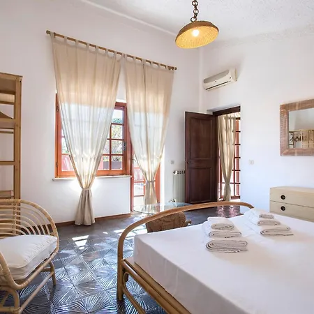 Βίλα Marisoul - In San Felice Circeo *