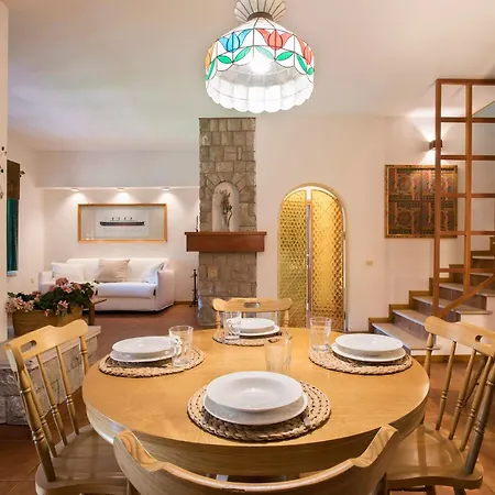 Marisoul - In San Felice Circeo Borgo Montenero